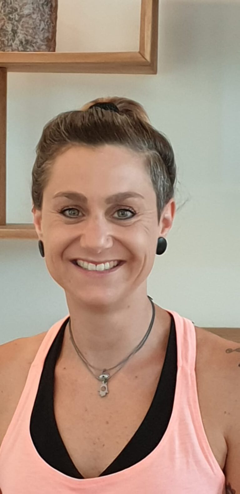 Viola Beyer, Yogalehrerin